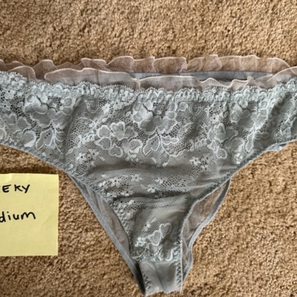 Victoria Secret MEDIUM three (3) pair - pink, black and blue RARE NWOT - Picture 3 of 15